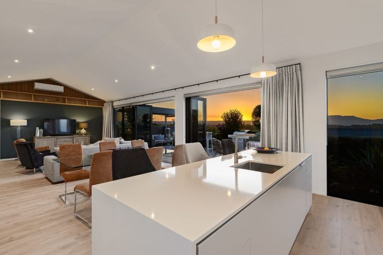 Photo of property in 3 Goldstone Place, Omokoroa, 3114