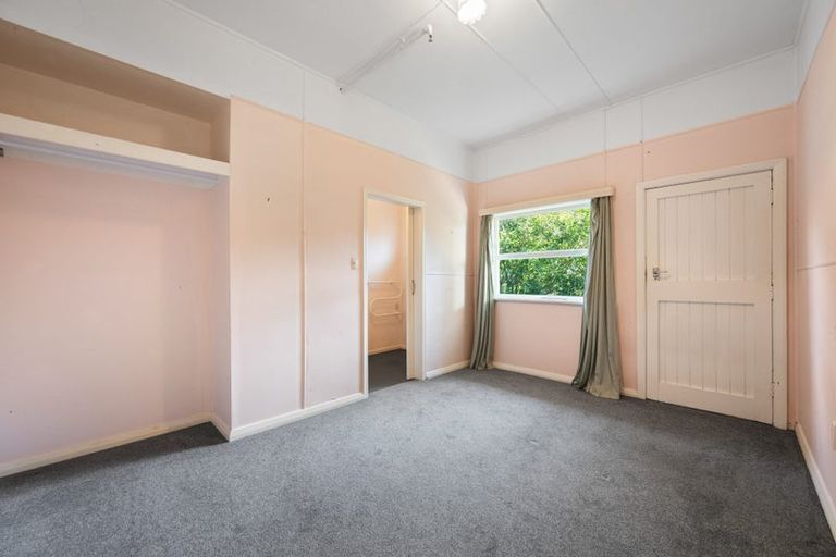 Photo of property in 126 Wellington Street, Picton, 7220