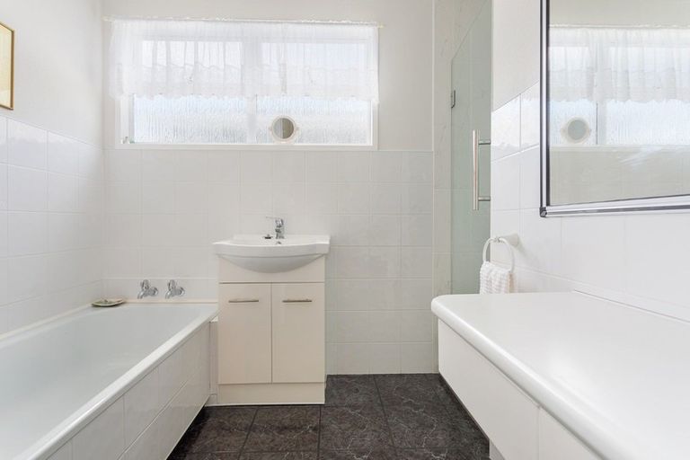 Photo of property in 2 White Horse Drive, Whakatane, 3120