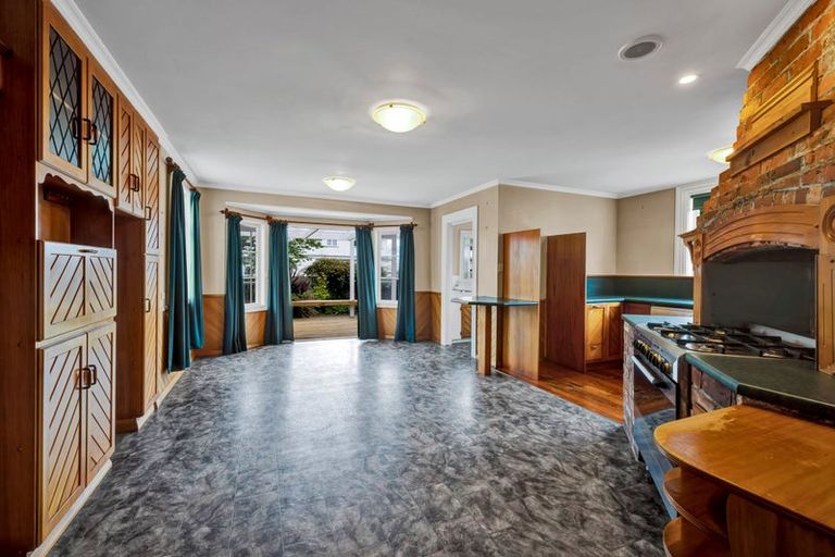 Photo of property in 58 Collins Street, Hawera, 4610