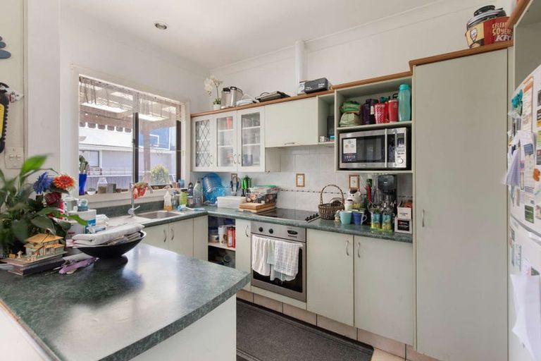 Photo of property in 73 Camberwell Road, Hawera, 4610