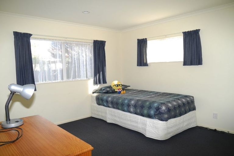 Photo of property in 114b Arawhata Road, Paraparaumu, 5032