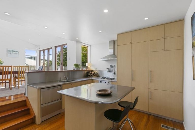 Photo of property in 26 Kano Street, Karori, Wellington, 6012