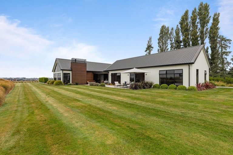 Photo of property in 15 Lake View Terrace, Huntingdon, Ashburton, 7774