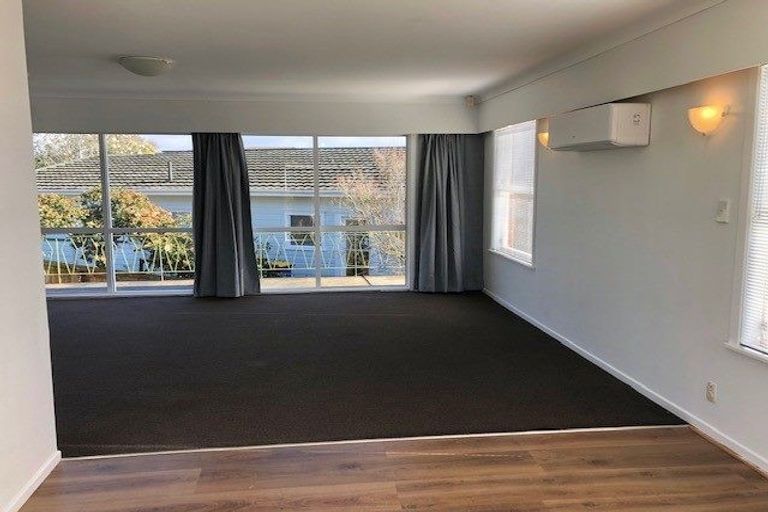 Photo of property in 3 Alton Avenue, Hillcrest, Auckland, 0627