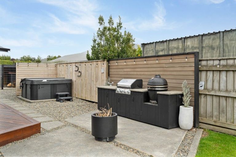 Photo of property in 12 Plum Tree Lane, Solway, Masterton, 5810