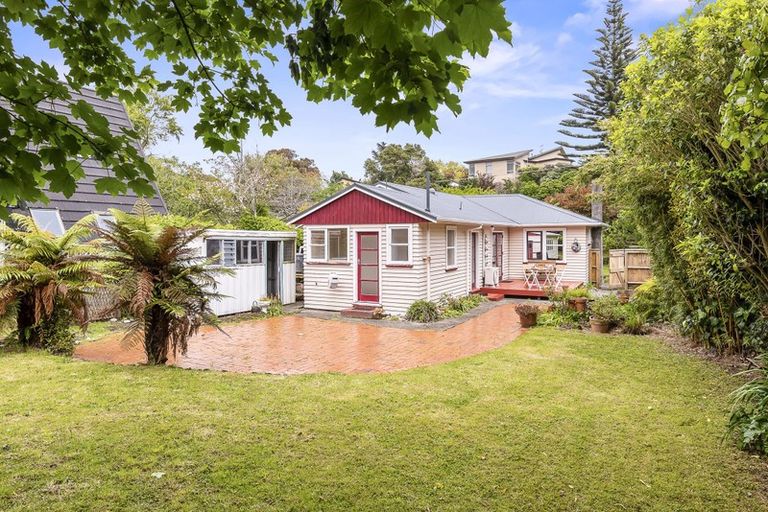 Photo of property in 80 Matatua Road, Raumati Beach, Paraparaumu, 5032