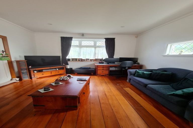 Photo of property in 6 Connolly Street, Boulcott, Lower Hutt, 5010