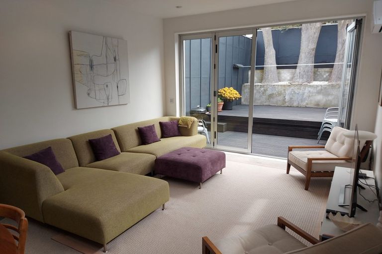 Photo of property in 74 Wallace Street, Mount Cook, Wellington, 6021