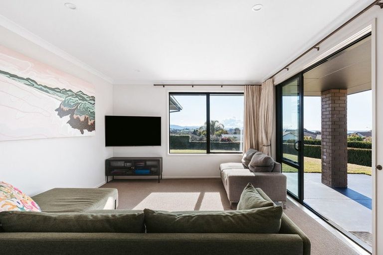 Photo of property in 7 Haden Place, Omokoroa, 3114