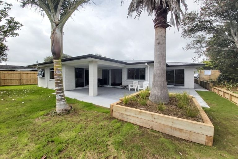 Photo of property in 371e Mangorei Road, Merrilands, New Plymouth, 4312