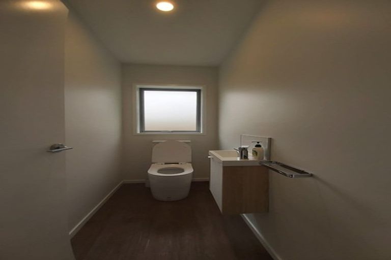 Photo of property in 371e Mangorei Road, Merrilands, New Plymouth, 4312