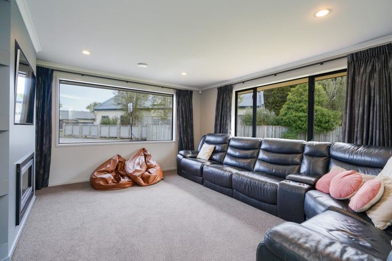 Photo of property in 23 Allan Street, Otatara, Invercargill, 9879