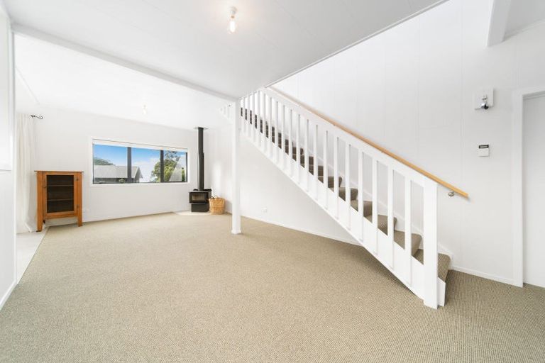 Photo of property in 565 Rockell Road, Whananaki, Hikurangi, 0181