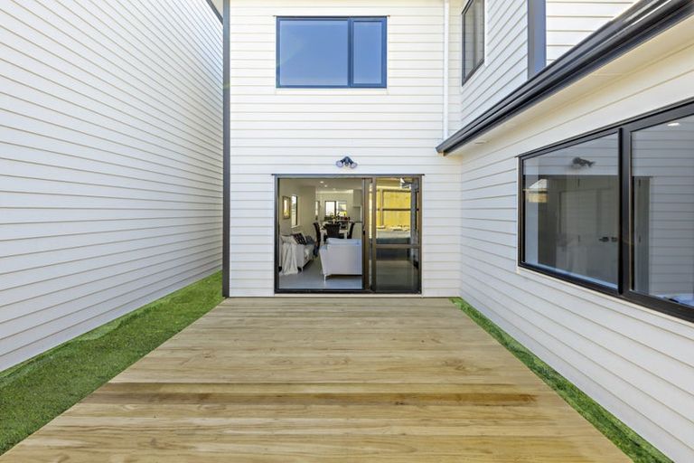 Photo of property in 4c Old Wairoa Road, Papakura, 2110