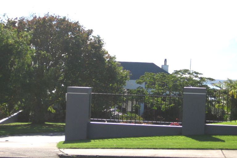 Photo of property in 41 Takutai Avenue, Half Moon Bay, Auckland, 2012