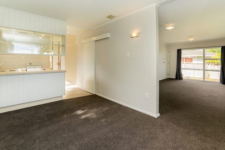 Photo of property in 1/337 Waimairi Road, Ilam, Christchurch, 8041