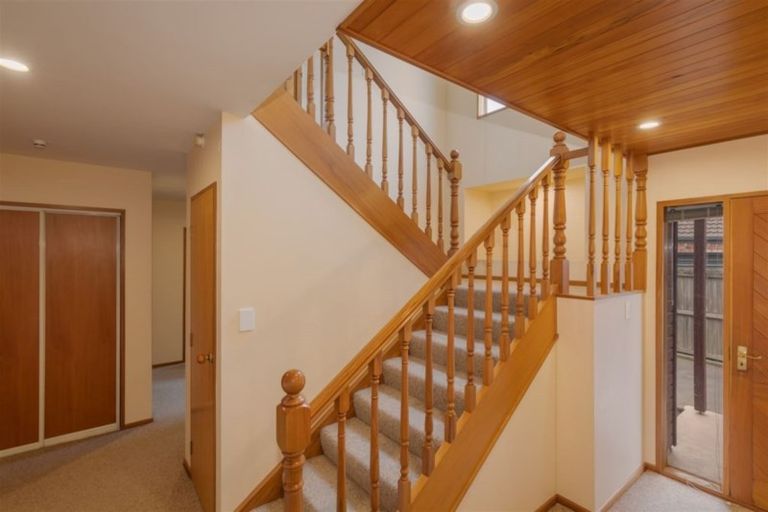 Photo of property in 28 Lochmore Street, Bishopdale, Christchurch, 8051