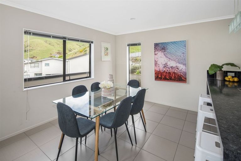 Photo of property in 11a Mauldeth Terrace, Churton Park, Wellington, 6037