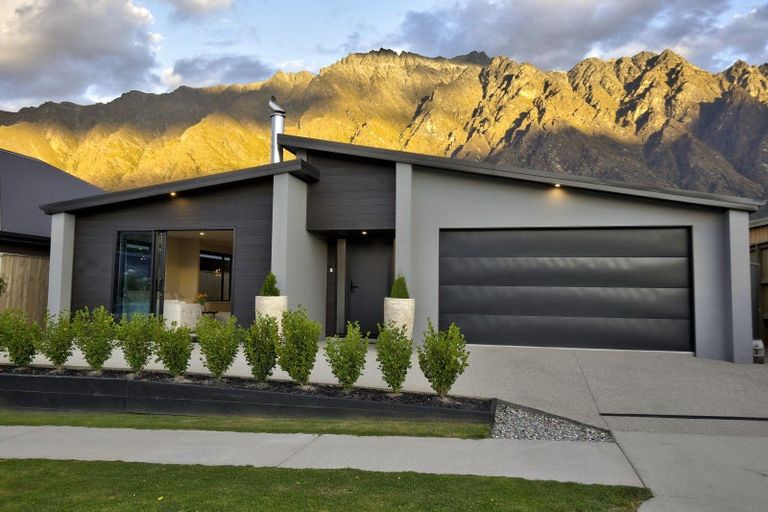 Photo of property in 79 Drysdale Road, Jacks Point, 9371