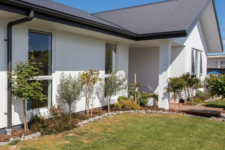 Photo of property in 84 Akaroa Street, Kaiapoi, 7630