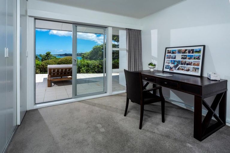 Photo of property in 62 Sharon Road, Waiake, Auckland, 0630