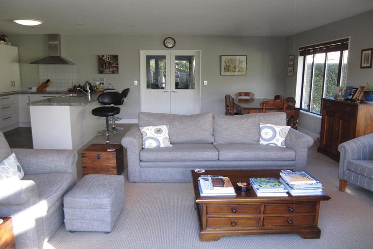 Photo of property in 6 Blarney Place, Casebrook, Christchurch, 8051