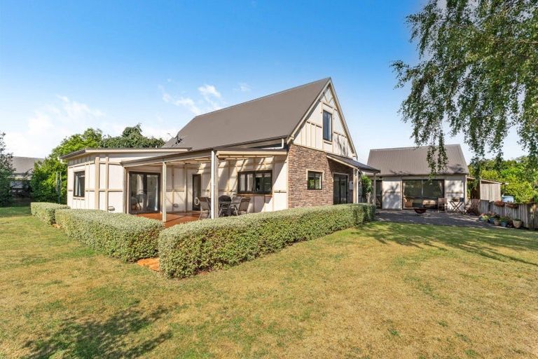 Photo of property in 96b Kent Street, Carterton, 5713