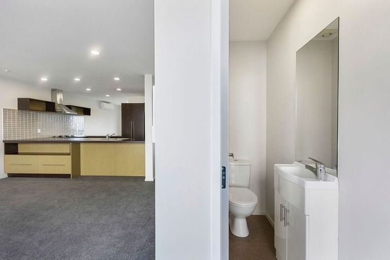 Photo of property in 28 Zabeel Crescent, Takanini, 2112