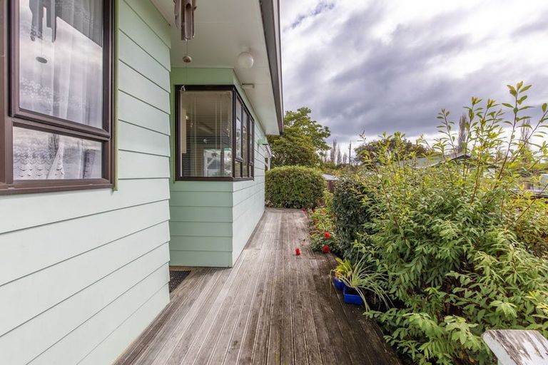 Photo of property in 131 Te Rangitautahanga Road, Turangi, 3334