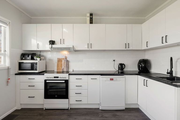 Photo of property in 203 Warburton Crescent, Te Awamutu, 3800