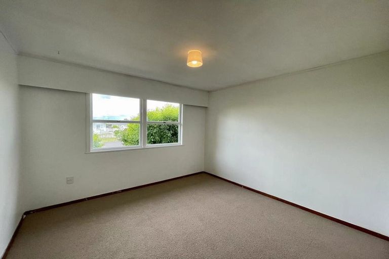Photo of property in 18 Duke Avenue, Pukekohe, 2120