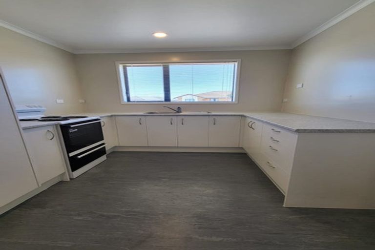 Photo of property in 49 Cyclamen Road, Mangere, Auckland, 2022