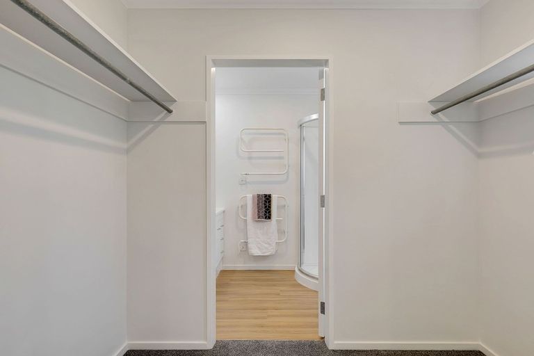 Photo of property in 63a Larsen Crescent, Tawa, Wellington, 5028