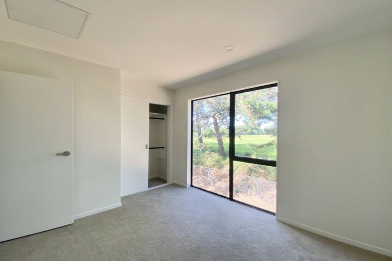 Photo of property in 23 Whai Hua Lane, Mangere Bridge, Auckland, 2022