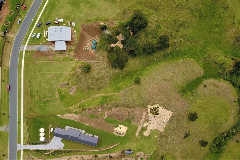 Photo of property in 12 Fernbird Grove, Kerikeri, 0294