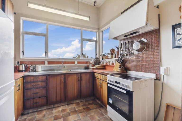 Photo of property in 50 Highgate, Belleknowes, Dunedin, 9011