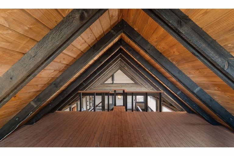 Photo of property in 38 Santa Maria Avenue, Mount Pleasant, Christchurch, 8081