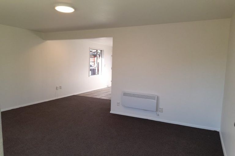 Photo of property in 2/38 Lyndon Street, Riccarton, Christchurch, 8041