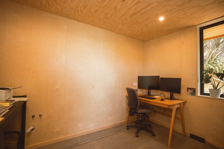 Photo of property in 7 Aranoni Track, Clifton, Christchurch, 8081