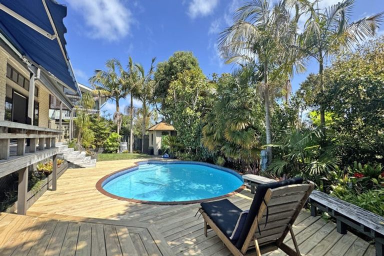 Photo of property in 9 Porritt Avenue, Chatswood, Auckland, 0626