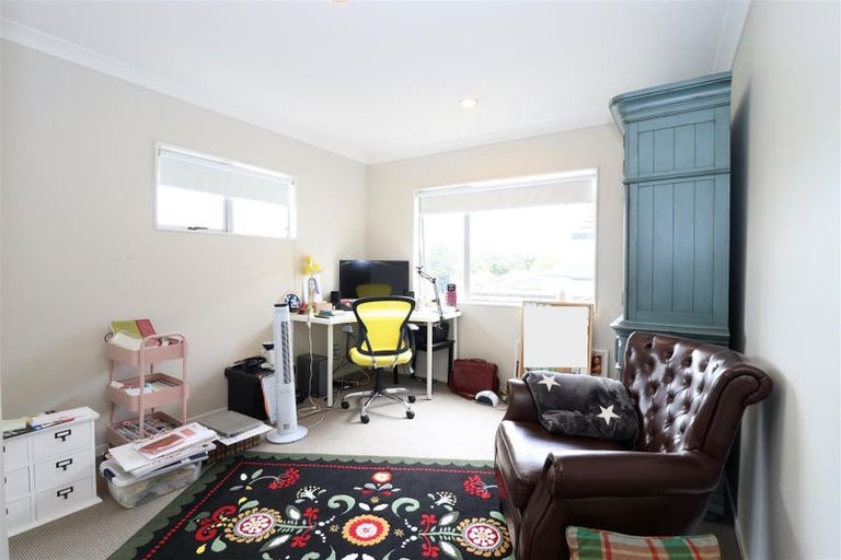 Photo of property in 4 Beatrice Place, Flat Bush, Auckland, 2016