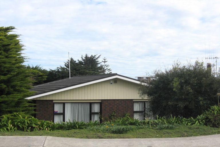Photo of property in 97 Kahukura Avenue, Waitarere Beach, Levin, 5510