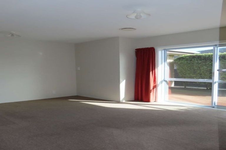 Photo of property in 35 Woodgrove Avenue, North New Brighton, Christchurch, 8083