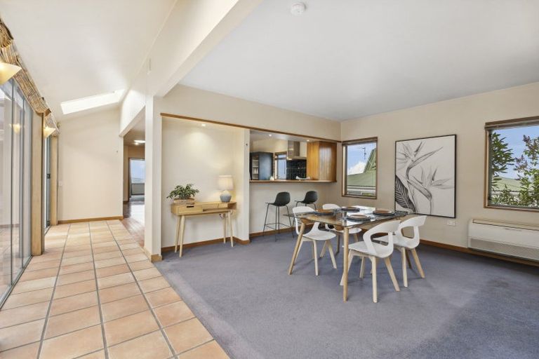 Photo of property in 10 Highgate, Belleknowes, Dunedin, 9011