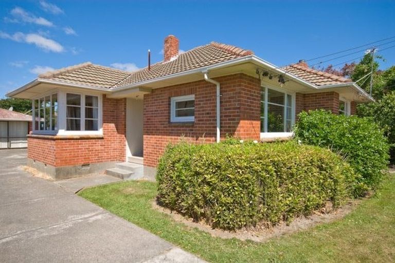 Photo of property in 85 Middleton Road, Upper Riccarton, Christchurch, 8041