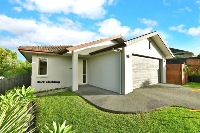 Photo of property in 9 Blue Heron Rise, Stanmore Bay, Whangaparaoa, 0932