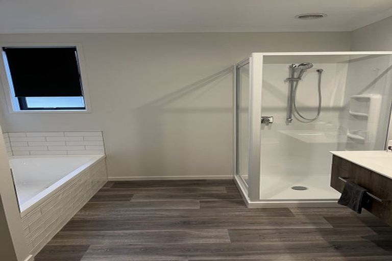 Photo of property in 10 Wrybill Way, Welcome Bay, Tauranga, 3112