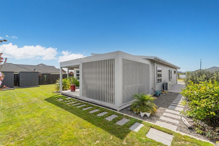 Photo of property in 8 Onerere Drive, Whitianga, 3510