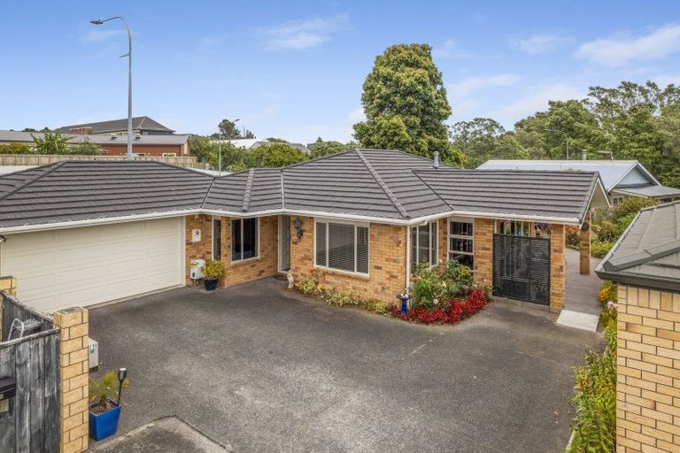 Photo of property in 29d Baring Terrace, Strandon, New Plymouth, 4312